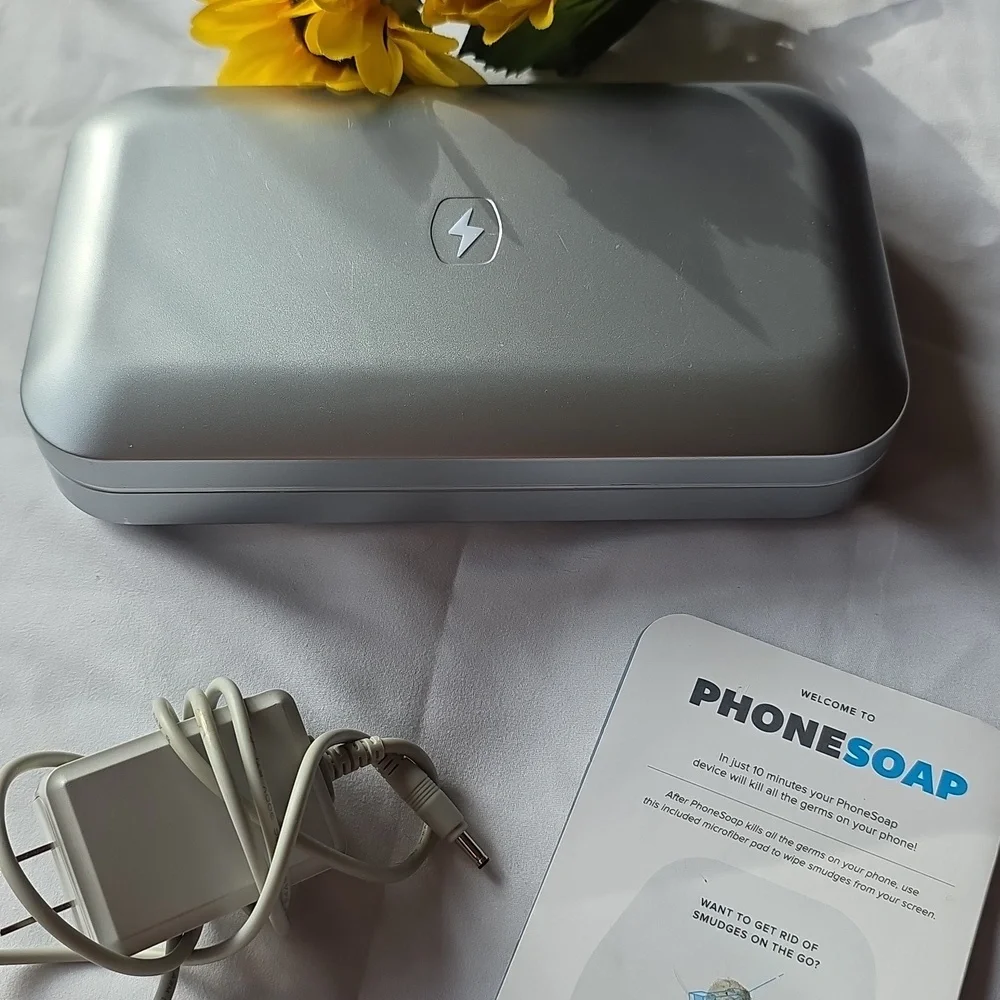 PhoneSoap 3 UV Phone Sanitizer and Charger Silver